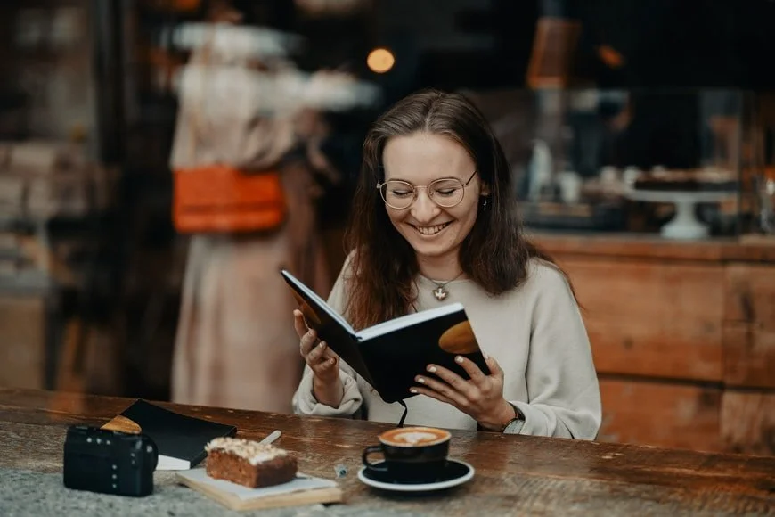January Devotions: 7 Days of Listening to God for Your Dating Relationship