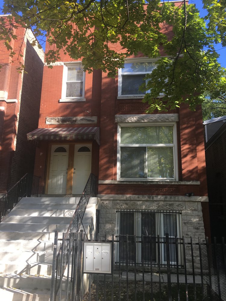 1237 North Rockwell Ave. 
