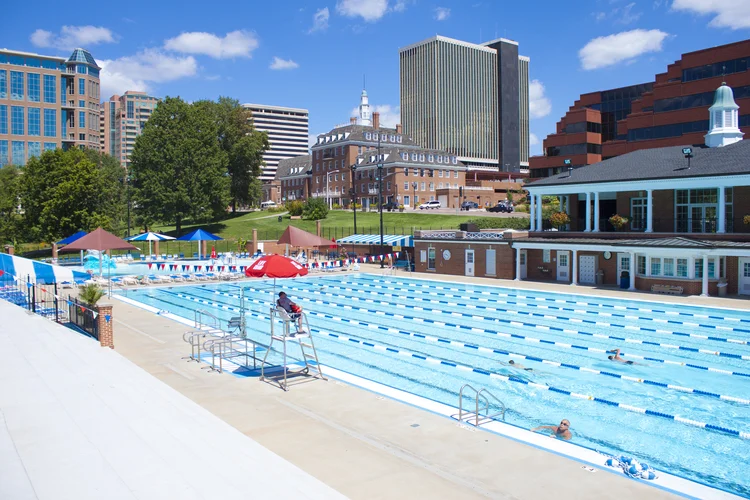 ShawParkPool4.jpg