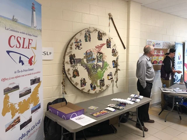 stand de la commission scolaire de la langue française