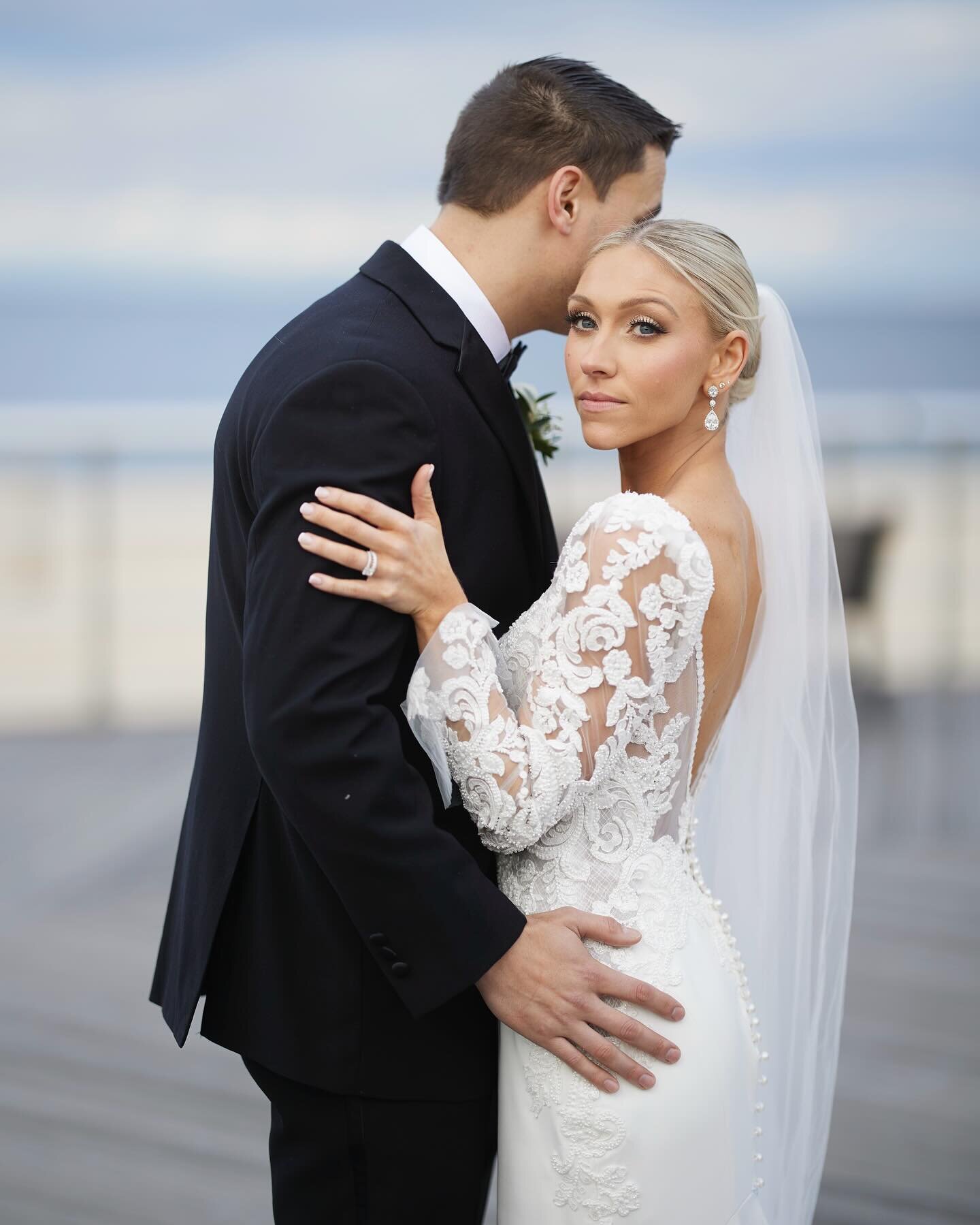 When I saw this first pic I heard myself gasp out loud. Sometimes they hit like that. 

Congratulations Paige + Ryan 🤍
__________________________________
To book your hair and makeup with BTB
info@beyondthebrushli.com
.
#weddinghair#bridalhairstylis