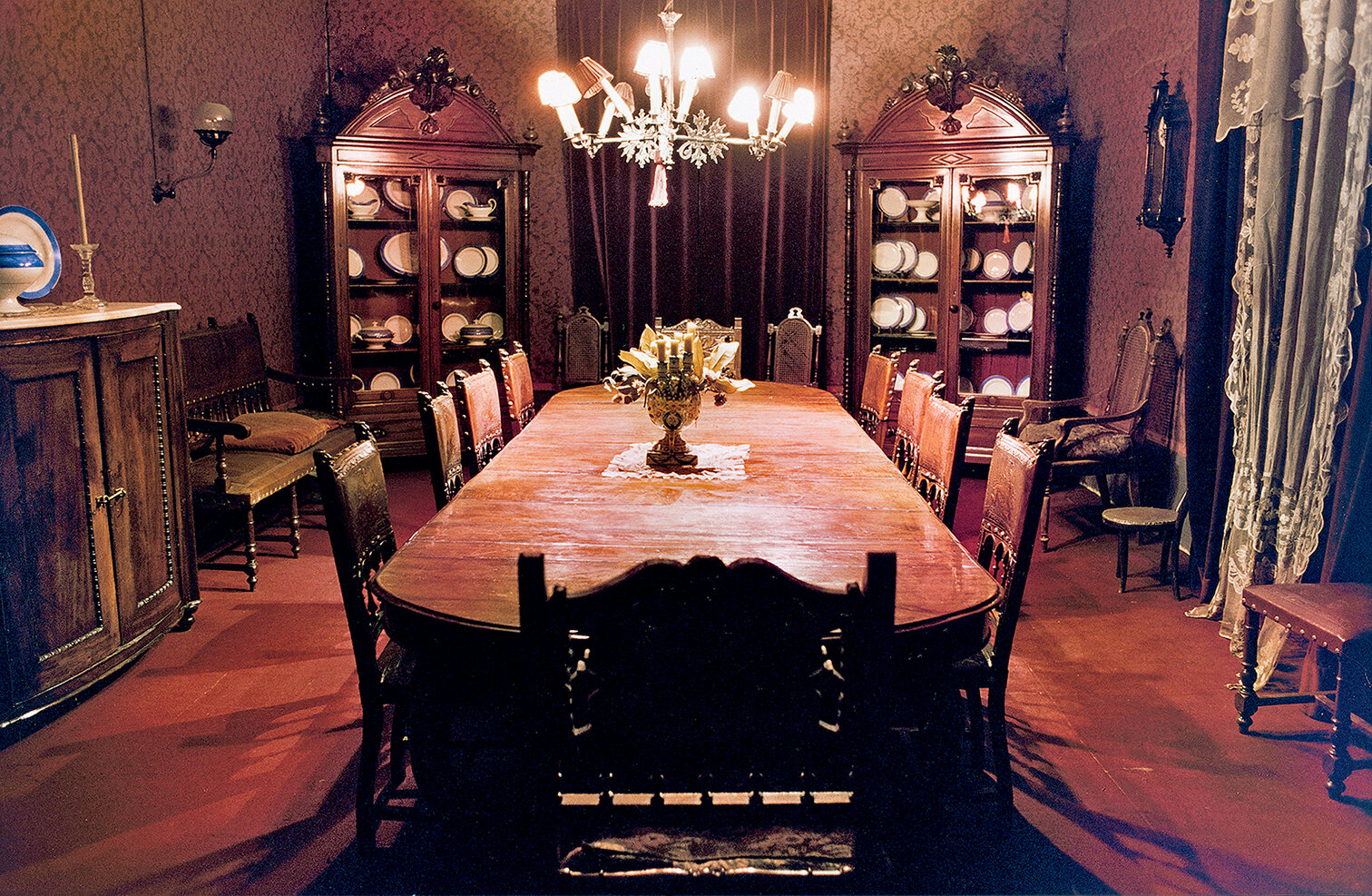 27 Comedor-Dining room 2001 copia.jpg