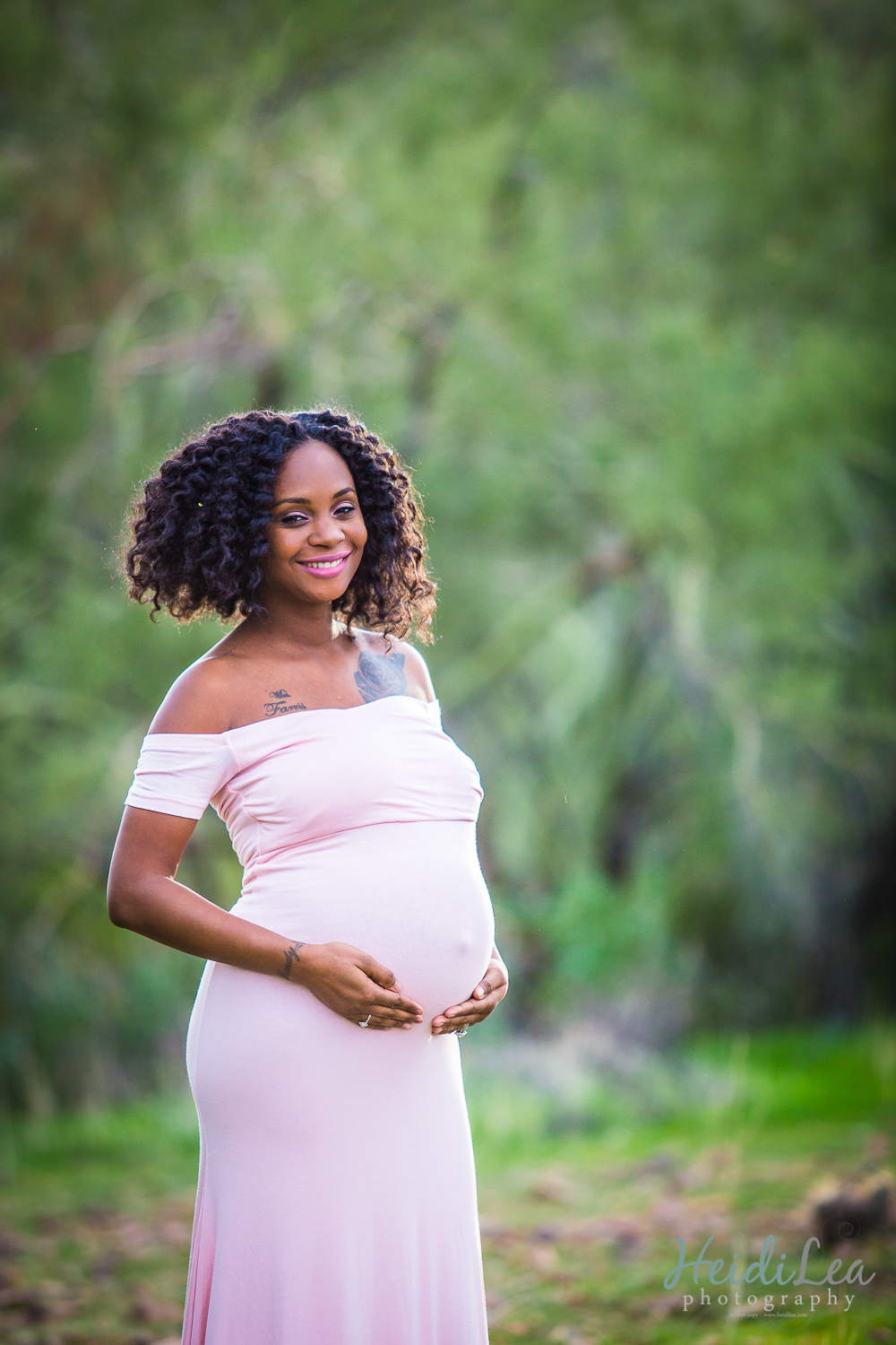 phoenix maternity photographer.jpg