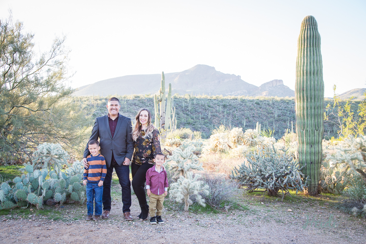 Cave creek family photographer.jpg