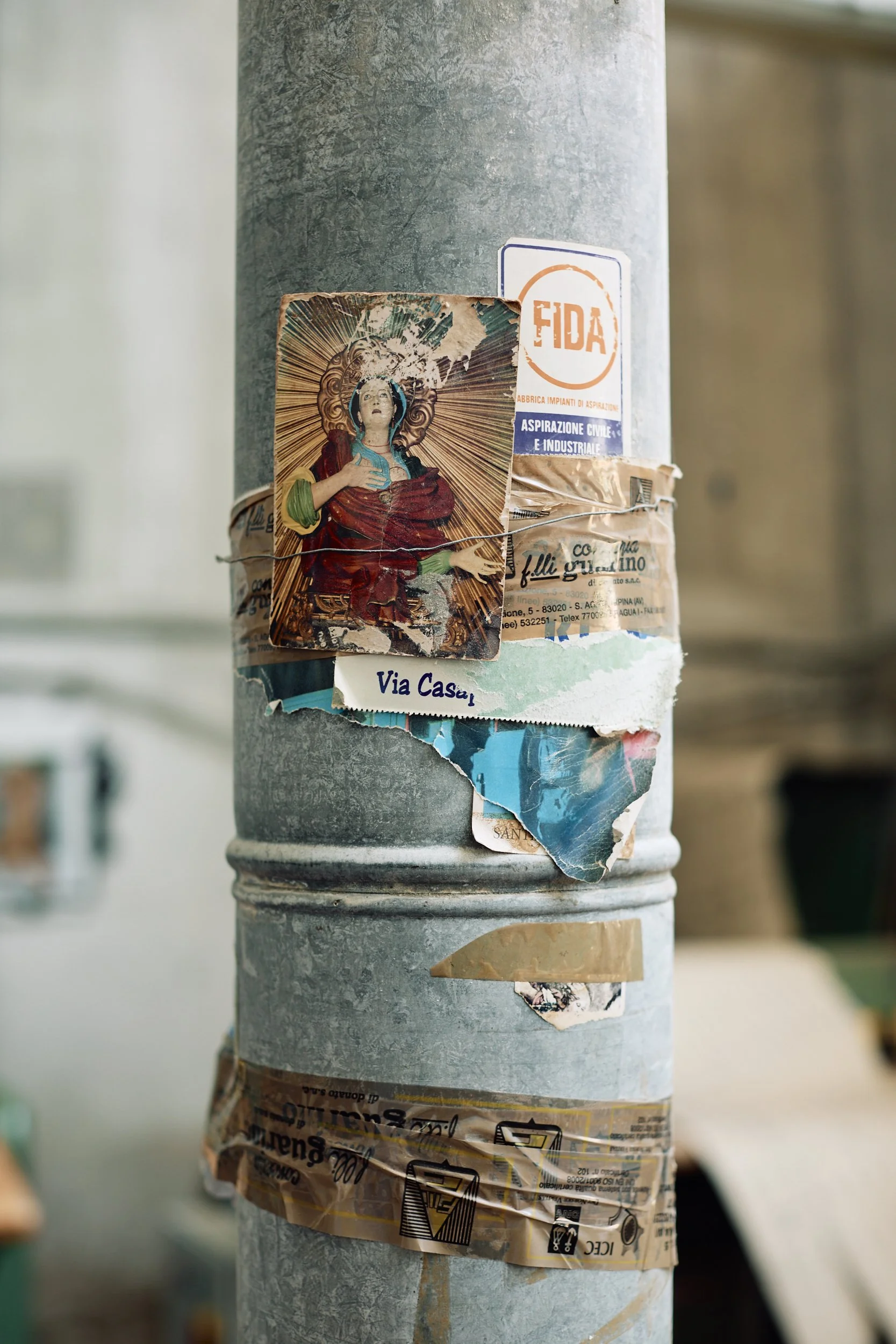 Vent-Duck-With-Stickers-Fratelli-Guarino-Tannery.jpg