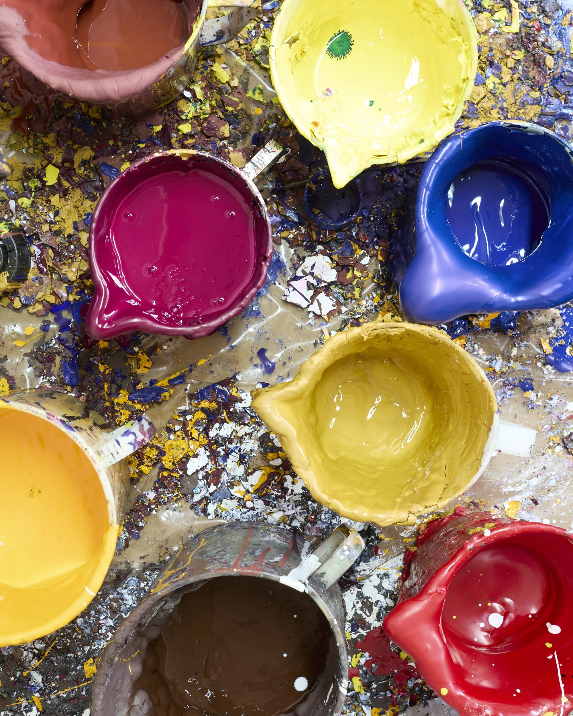 Cups-with-leather-dyes-Fratelli-Guarino-Tannery.jpg