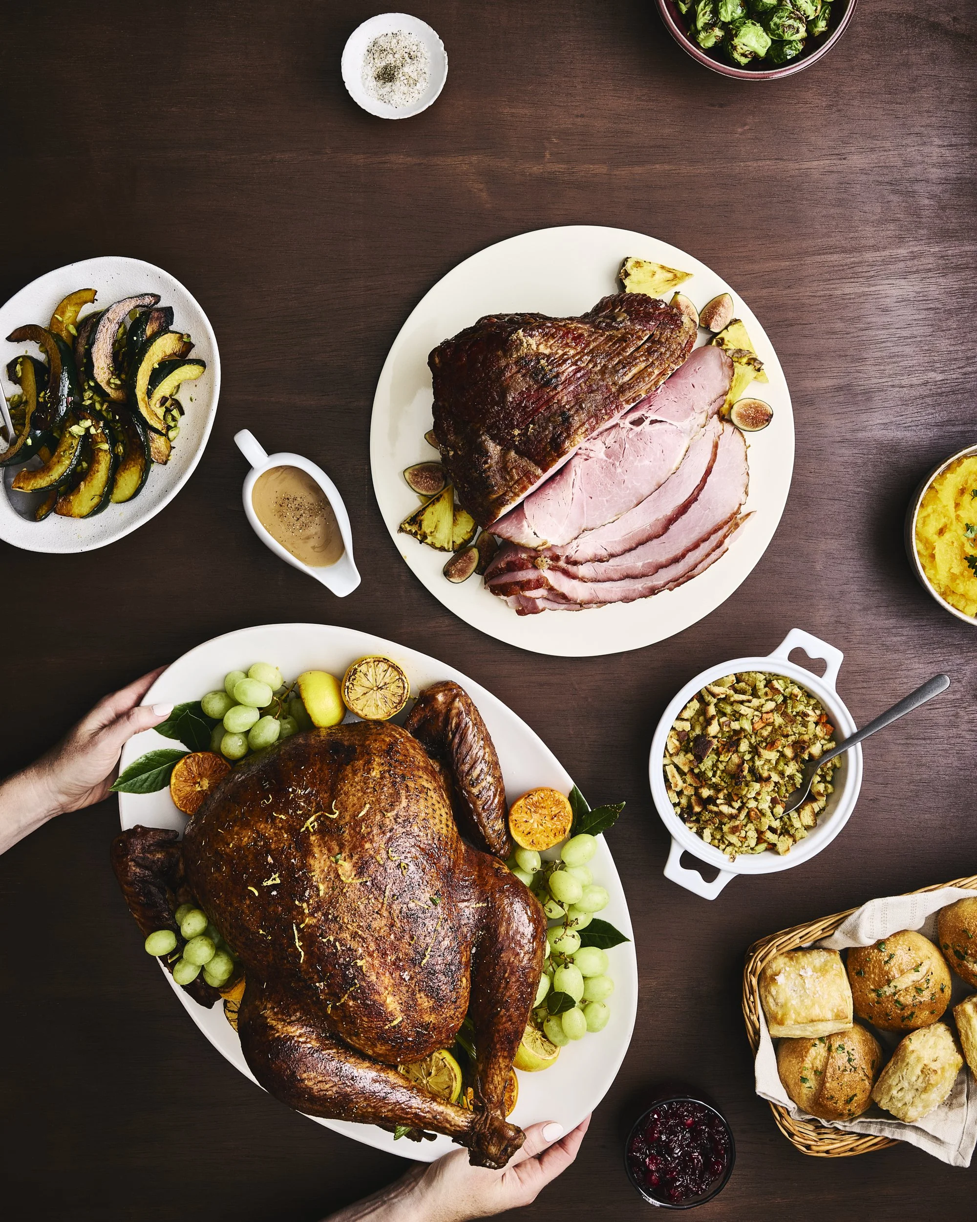 serving-roasted-turkey.jpg
