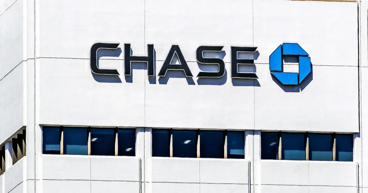 JPMorgan Chase Announces Climate Commitment, Investor Questions Remain