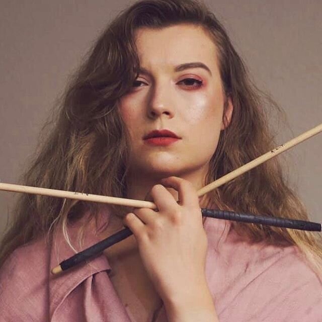 We are thrilled to welcome Andē Tafelski @sheplaysthedrums to the #beetleartist family! By combining her rigorous conservatory training in percussion, her voice, and her passion for songwriting, Andē has forged a unique and memorable musical experien