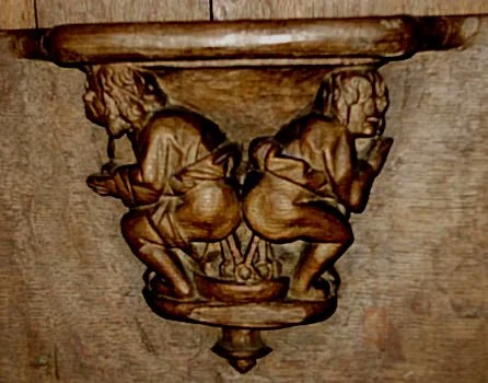Walcourt,chair1.jpg