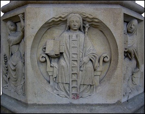 “Cibeles, Filosofía” en la iglesia Notre Dame de Paris