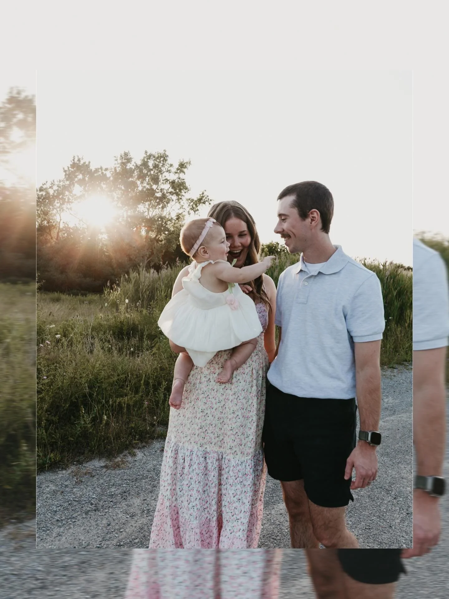 𝐒𝐧𝐨𝐰 𝐝𝐨𝐮𝐛𝐭 𝐚𝐛𝐨𝐮𝐭 𝐢𝐭, 𝐰𝐢𝐧𝐭𝐞𝐫 𝐢𝐬 𝐡𝐞𝐫𝐞 𝐬𝐨 𝐥𝐞𝐭&rsquo;𝐬 𝐜𝐫𝐞𝐚𝐭𝐞 𝐬𝐨𝐦𝐞 𝐦𝐞𝐦𝐨𝐫𝐢𝐞𝐬 𝐭𝐡𝐚𝐭 𝐰𝐢𝐥𝐥 𝐦𝐚𝐤𝐞 𝐞𝐯𝐞𝐫𝐲𝐛𝐨𝐝𝐲 𝐜𝐡𝐞𝐞𝐫❄️

𝘋𝘈𝘠 𝟹: 𝘓𝘦𝘵&rsquo;𝘴 𝘶𝘱𝘥𝘢𝘵𝘦 𝘺𝘰𝘶𝘳 𝘱𝘪𝘤𝘵𝘶𝘳𝘦 𝘸