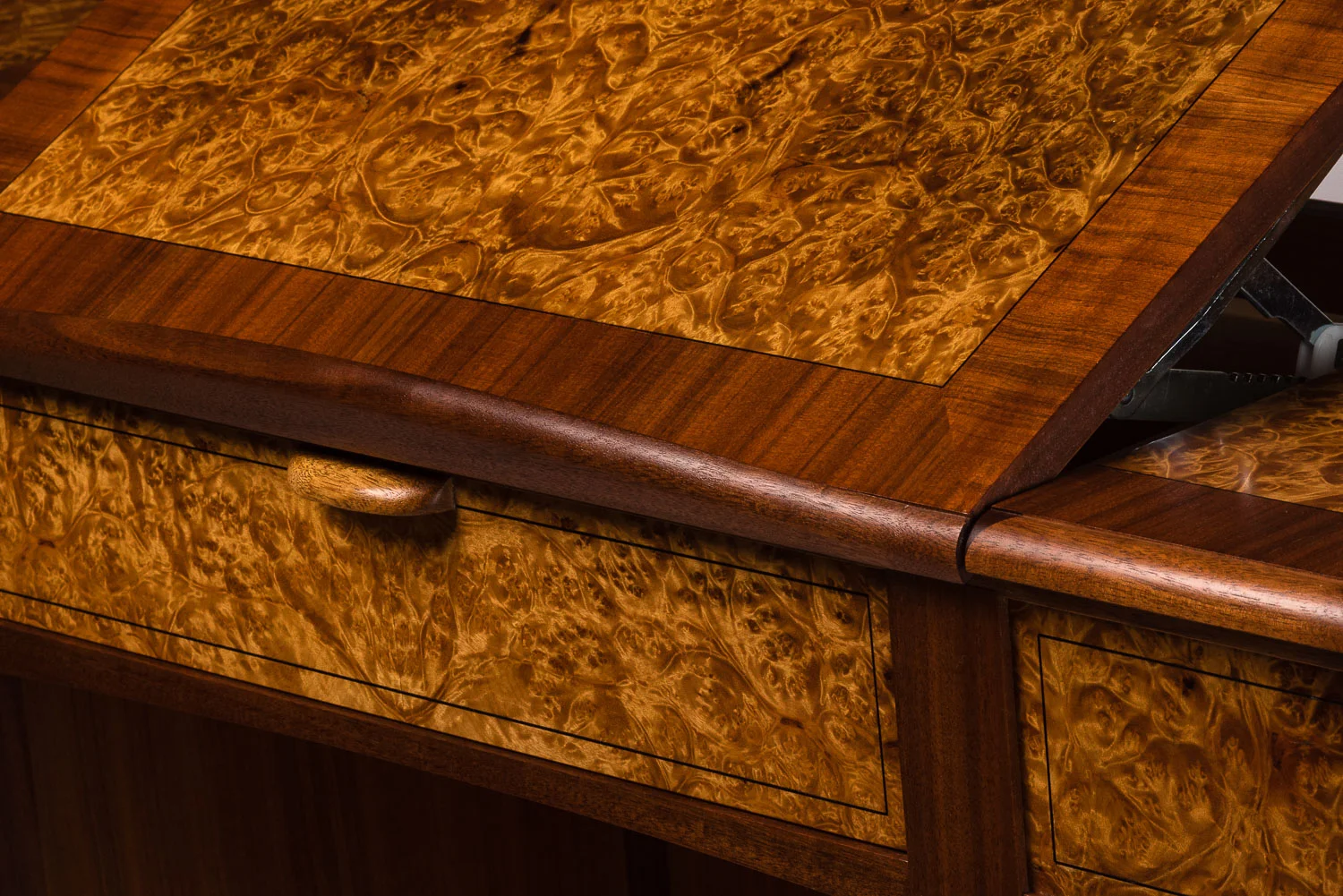 Gio Standing Desk Detail. Photo by Teresa Arthur Photography