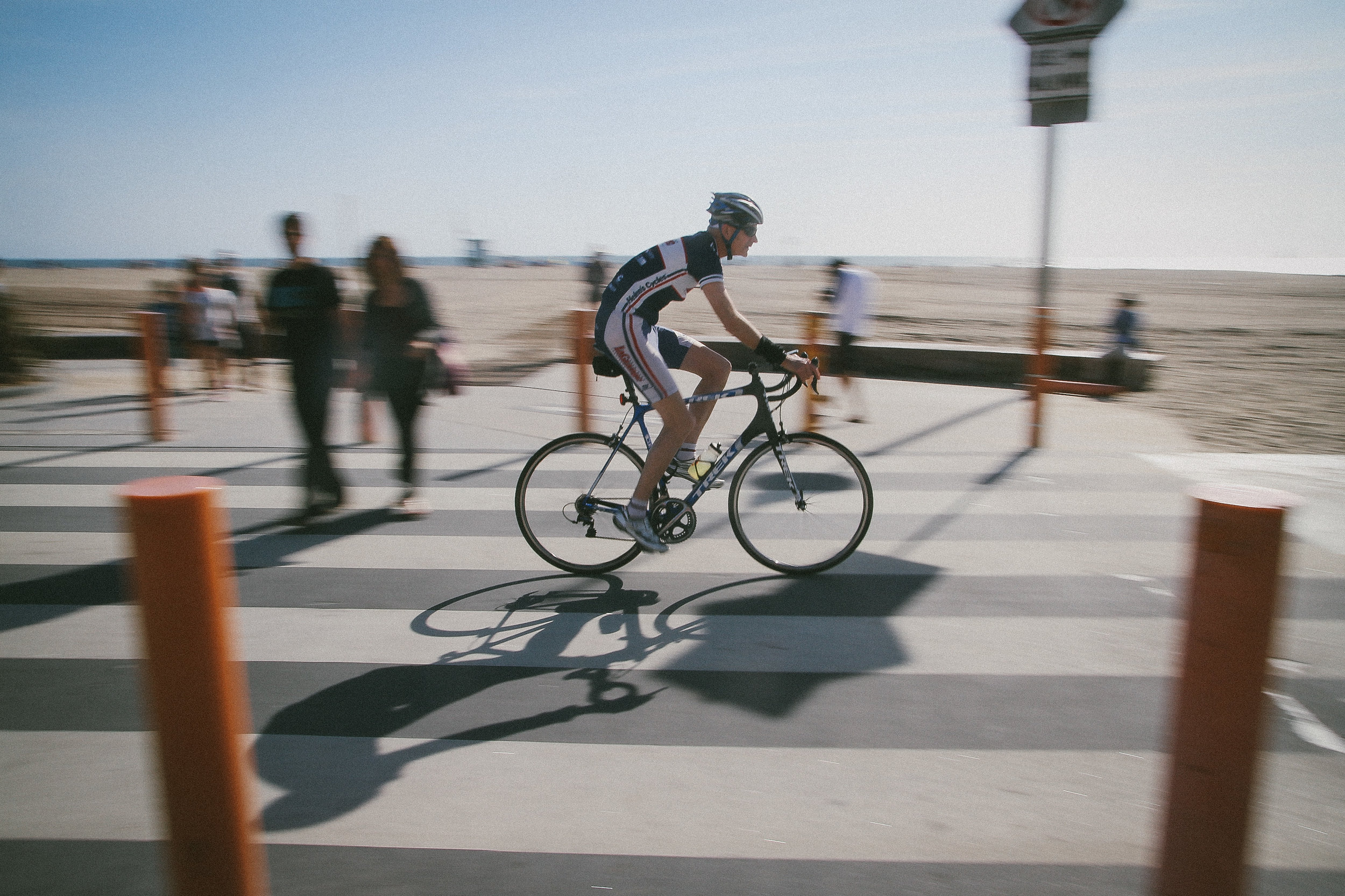 2015-04 Santa Monica cyclist.jpg