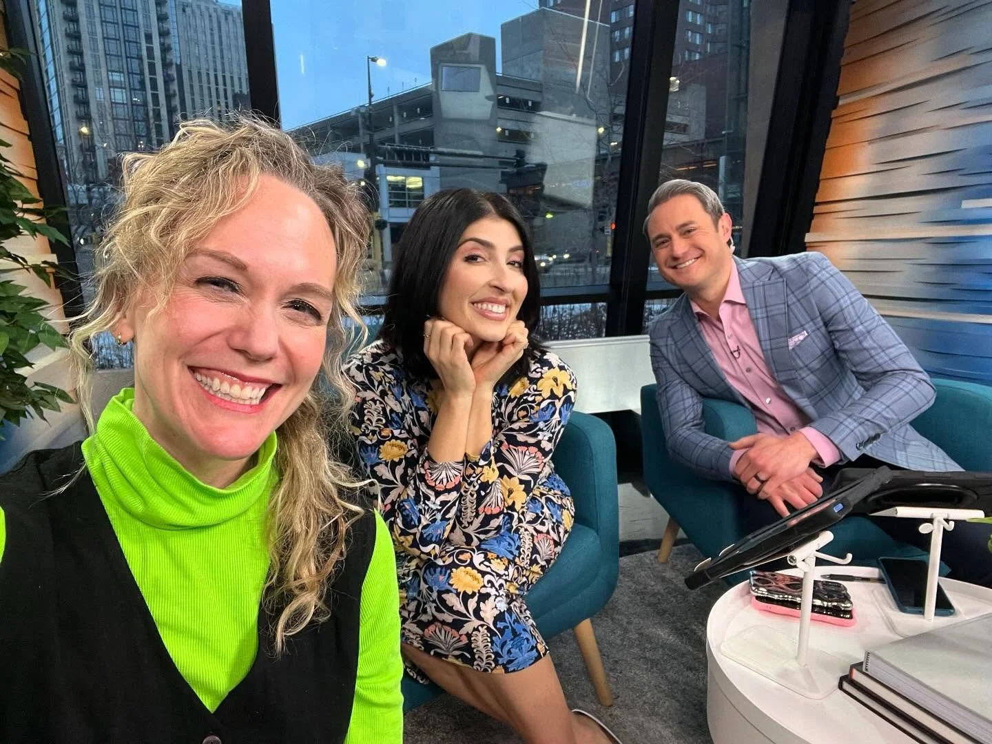 TY @wcco for getting me out of my sweatpants and into the studio to talk #biginsweden on Buzzworthy Books! If you look closely you can see the fake eyelashes it took me 25 painstaking minutes to apply. Anyway love this crew and can&rsquo;t wait to vi