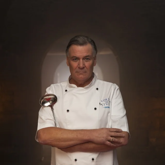 DERRY CLARKE Derry Clarke, has been Chef and Patron of l'Ecrivain for over 25 years. Derry currently works with Miele, showcasing the unique functions of their appliances at cookery demonstrations at various events in Lansdowne Place, Arnotts and indeed in the Miele Experiential Kitchen. He started his career in The Man Friday in Kinsale under Peter Barry in 1972 and moved to Dublin in 1977. He then spent four years in le Coq Hardi and a further eight years in Bon Appetit before opening his own restaurant in July 1989 with his wife Sallyanne. Derry, and l’Ecrivain have been awarded many accolades over the past eighteen years, such as Best Restaurant and Best Chef Awards since 1999, and Best Chef in Ireland in the Good Eating Guide 2015 and Best Chef in Dublin at the Food & Wine Magazine Awards 2015. l’Ecrivain also has a Michelin Star which was first awarded in 2003. Derry and Sallyanne are constantly upgrading and changing everything at l’Ecrivain Restaurant to ensure they are offering the very best of food, wine and service at all times.