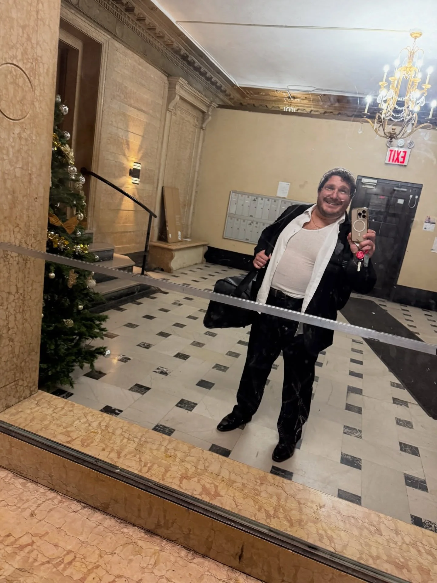 Had a great time playing a gig in Rye, NY! Christmas tree is still going strong. Hope you&rsquo;re having a nice weekend!