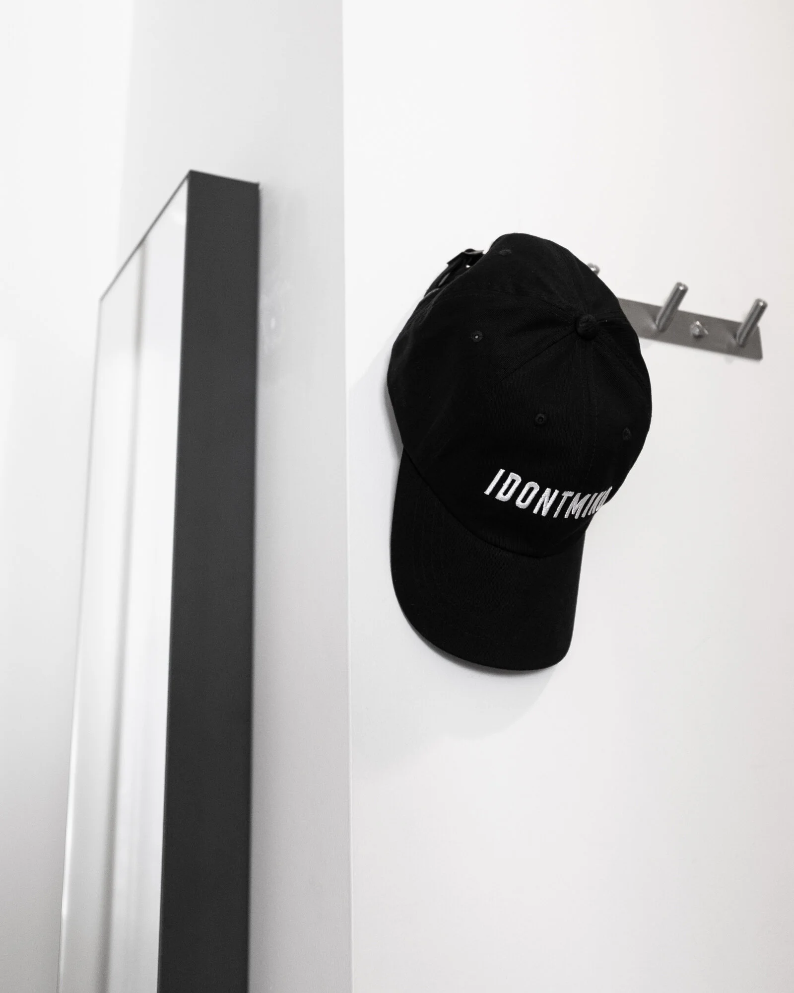 idontmind campus hat black.jpg