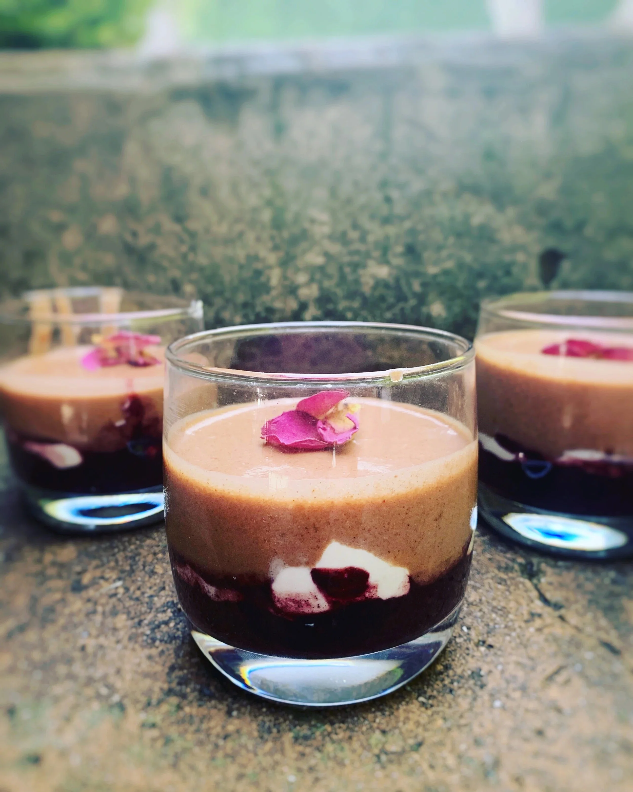 Blackberry, Açai and Cacao layered Smoothie