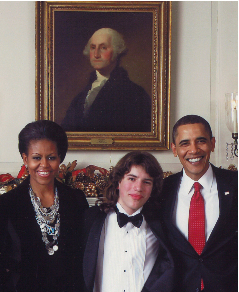 White_House_with_Obama.jpg