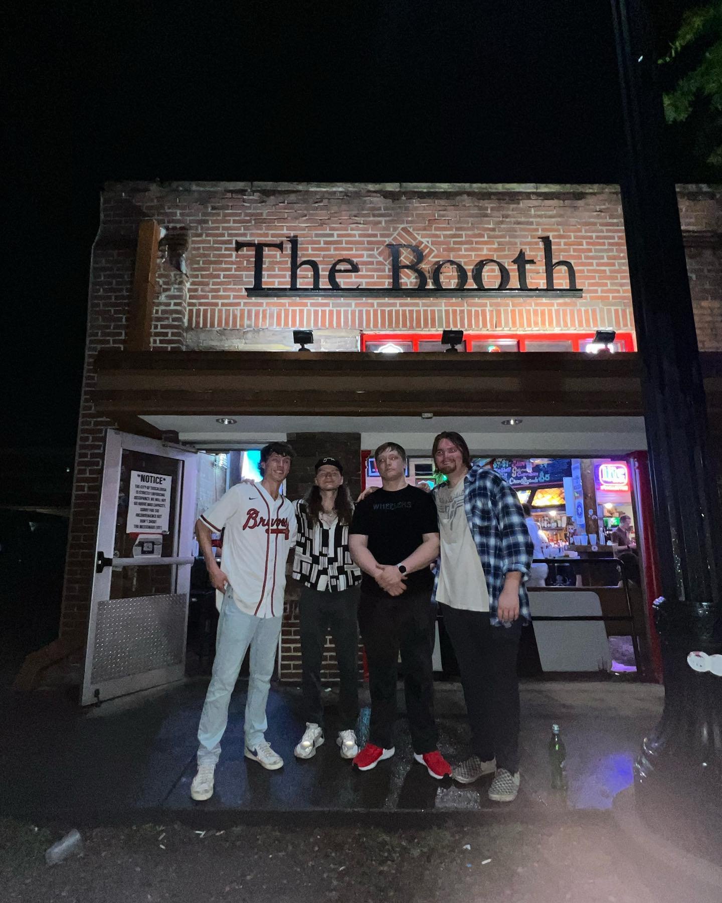 And just like that, on April 3rd, Wheelers played their last gig. A poetic way to say goodbye with a Friday night show back where it all began @theboothtuscaloosa 

We love this town and this bar so much. It&rsquo;s hard to believe it&rsquo;s been ov