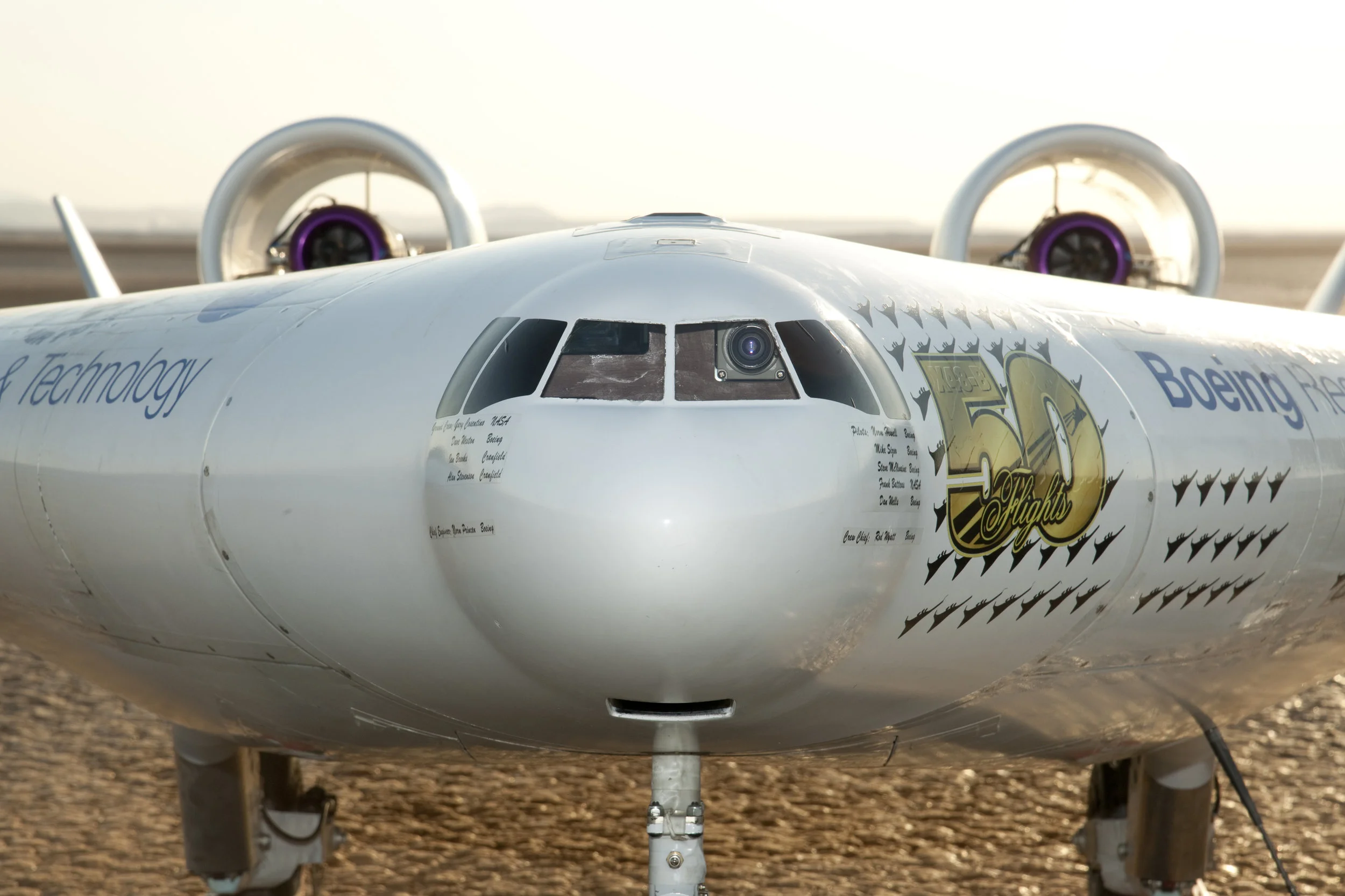 Boeing_X-48C_front_detail_(ED12-0255-16).jpg