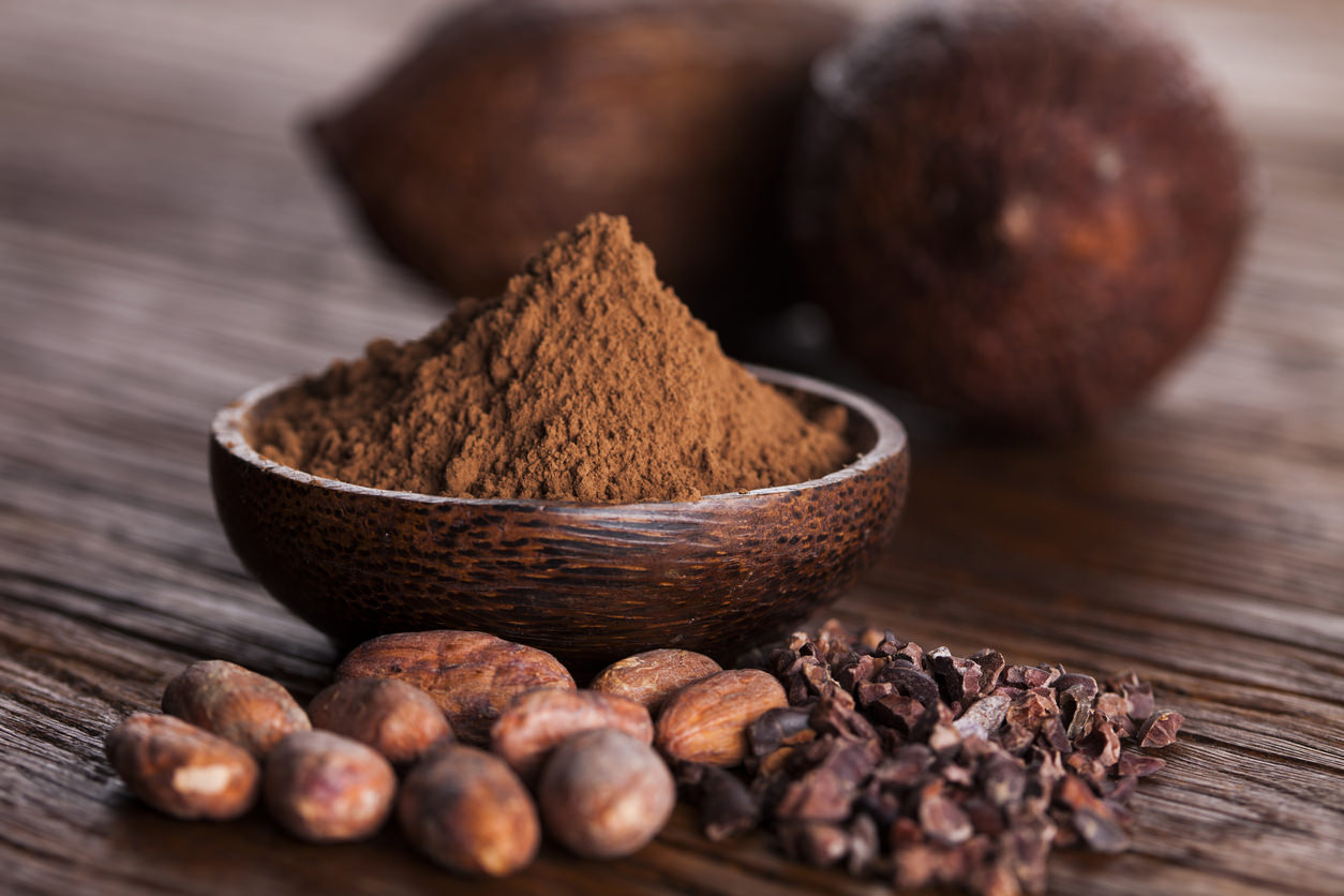 raw cocoa powder and nibs