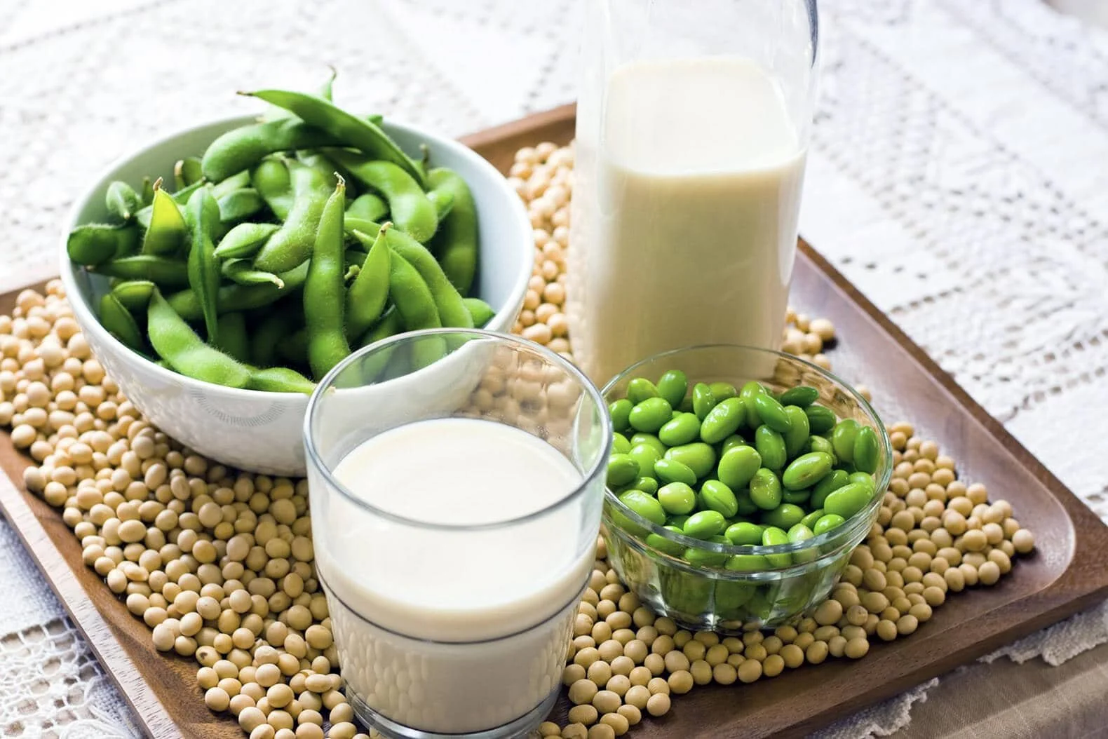 soybeans soy milk and edamame