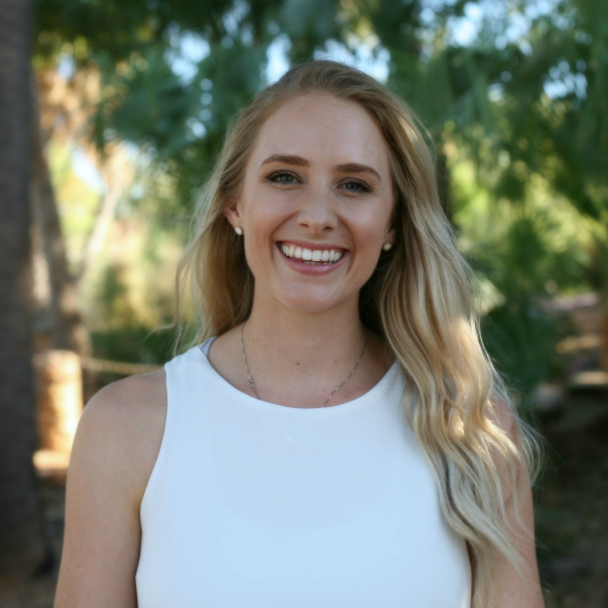 Emily Guest Senior Occupational Therapist Emily completed her Bachelor of Science in Occupational Therapy at Curtin University. Emily joined the Connect team in March, 2017 after falling in love with the beautiful Pilbara landscapes. Emily has experience in Indigenous health and community care, paediatrics and interdisciplinary aged care. Emily has also completed training in DIR Floortime, using this model in her work to identify the functional emotional developmental capacities to provide the foundation for lifelong learning and relating. Emily is also a facilitator in Circle of Security – Parenting (COS-P). COS-P is an internationally recognised parent child relationship group that enables early childhood educators and carers to look beyond a child's immediate behaviour and think about how to meet their genuine relationship needs. Emily has a passion for working with local families in the community using a strengths-based and family-centred practice model.
