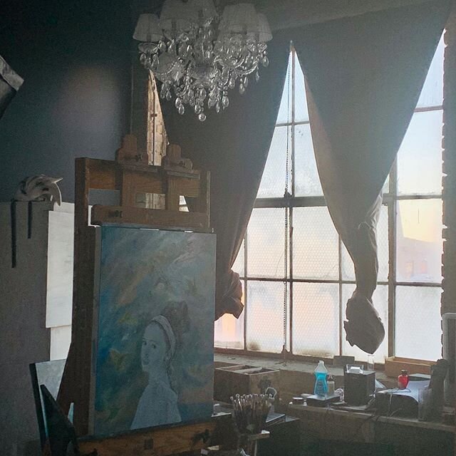 Where imagination brews and stars collide. @cesarcondeart #cesarcondeart #condeart #artoftheday #artiststudio #chicagoartist #laartist barcelonaartist #laartist #barcelonaartist #queerartistofcolor #contemporaryart #filamartist #oiloncanvas #realism 