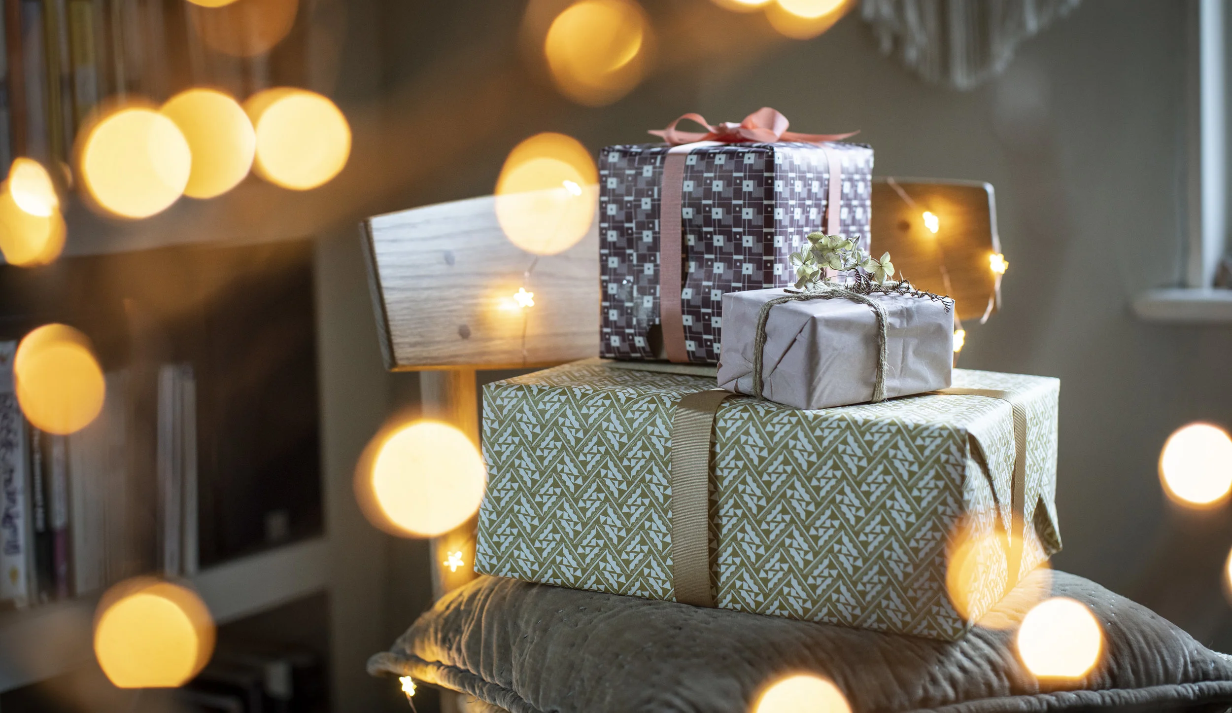 Gift banner 3.jpg