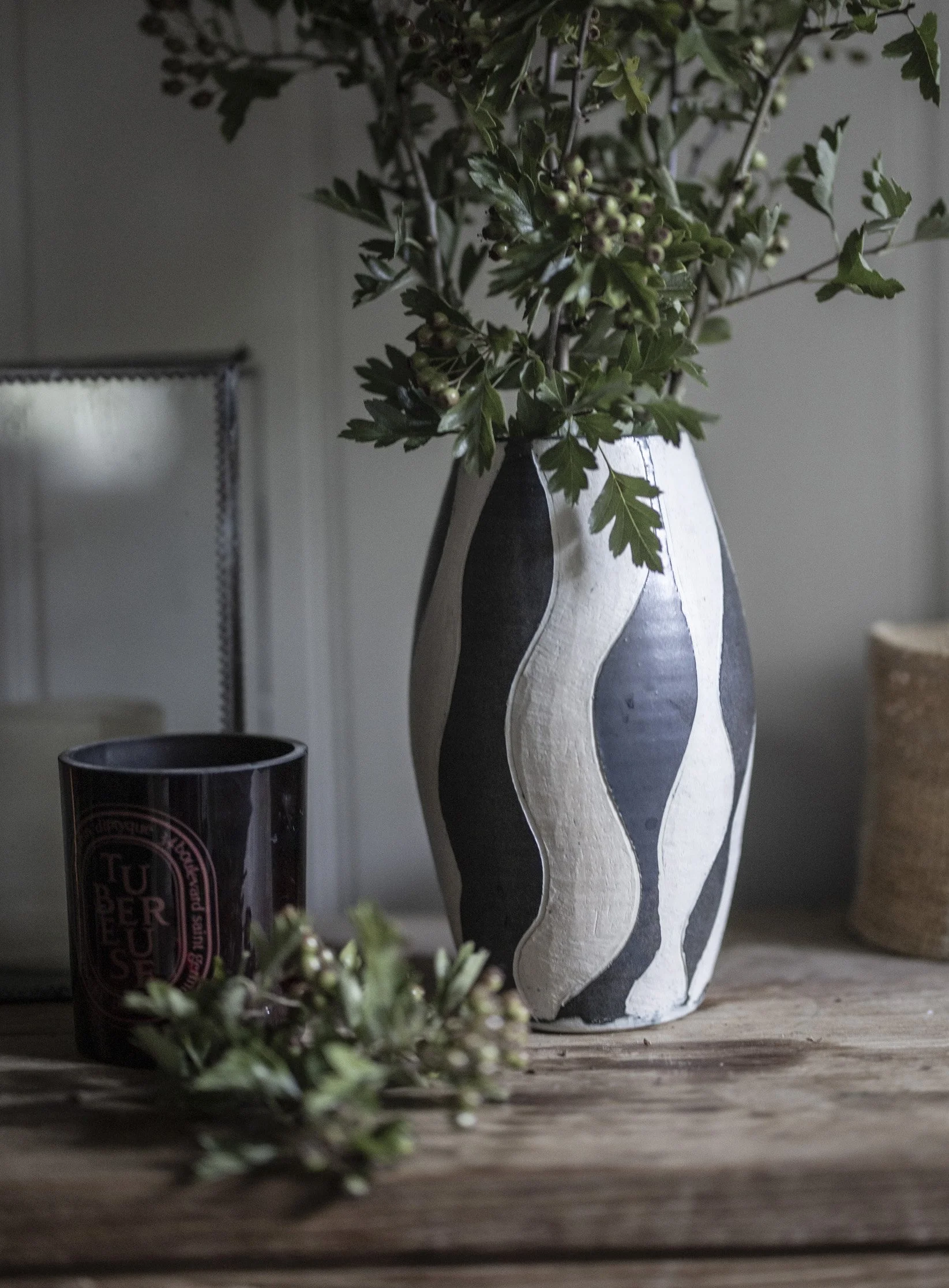 Wave Porcelain Vase