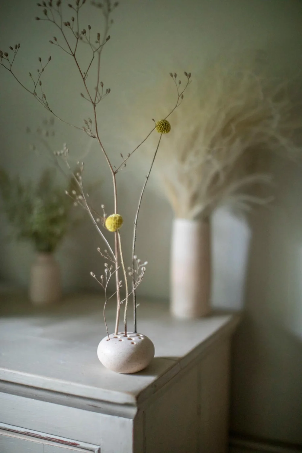 ORCHARD FLOWER FROG - £28