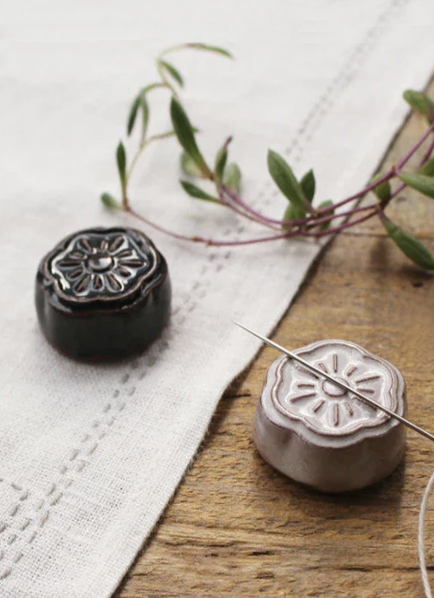 Magnetic needle rest - Cohana £16