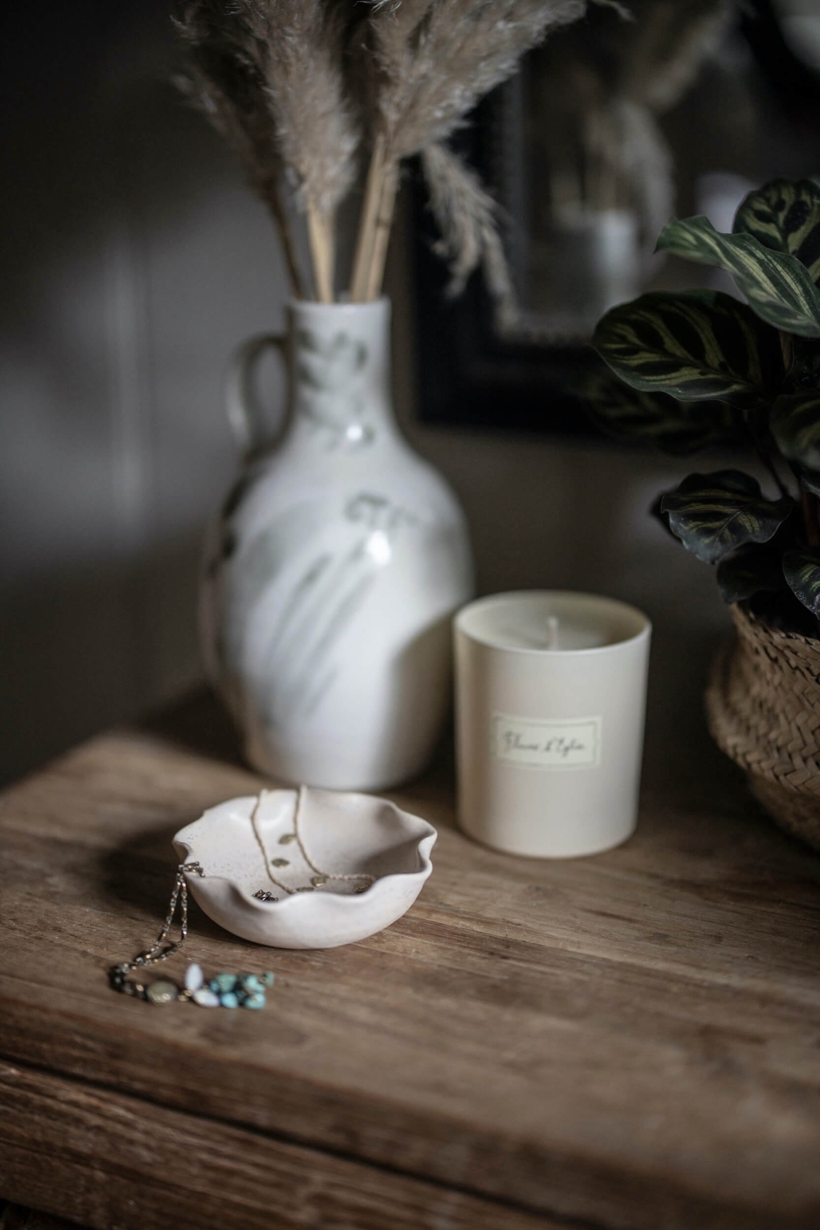 Incense-wellbeing-gift-set-paper-thin-moon-1.jpg
