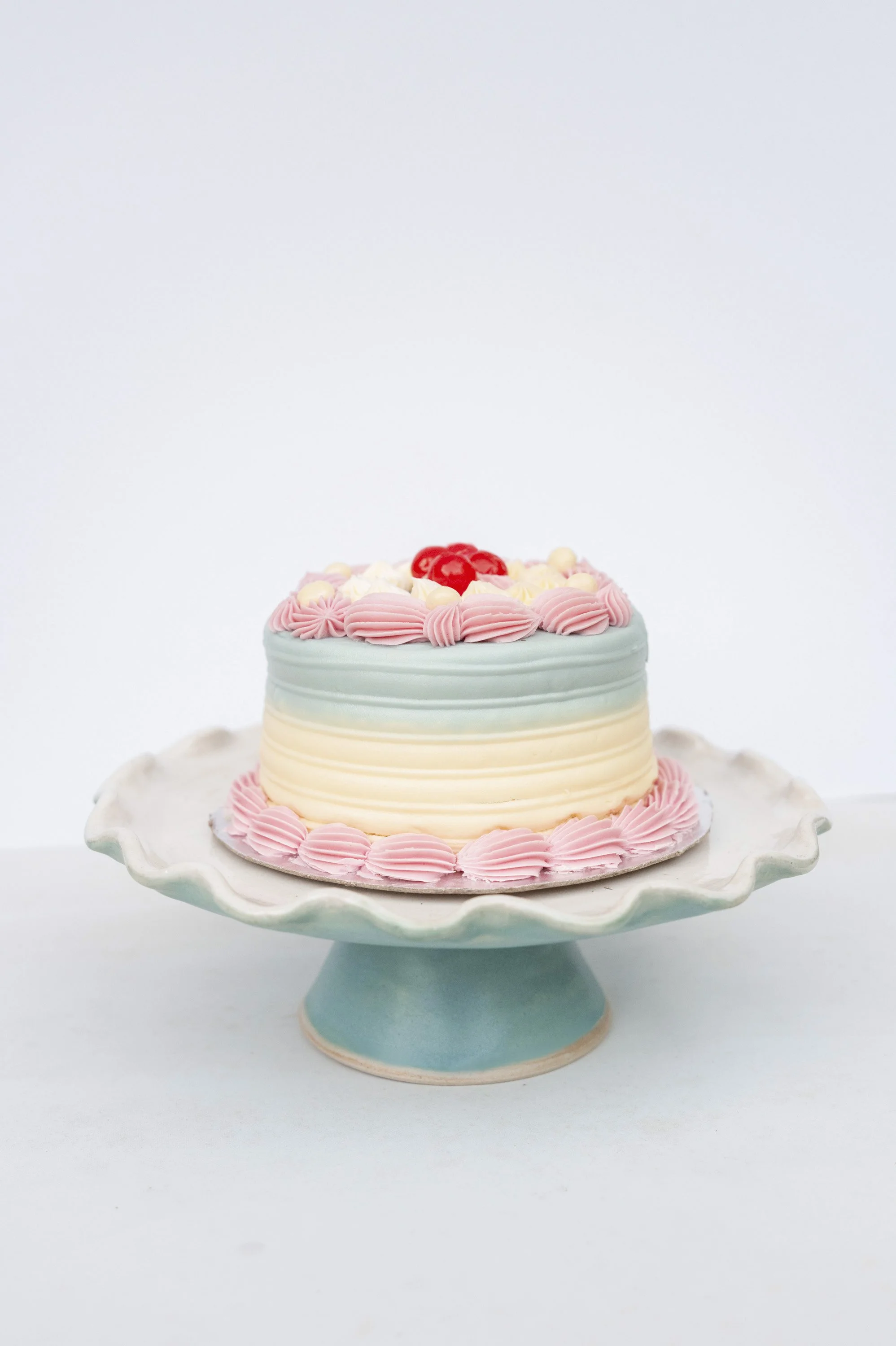 Fluted Stoneware Cake Stand