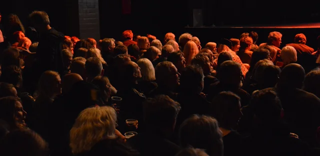 Fullsatt sal på Rock Cinema