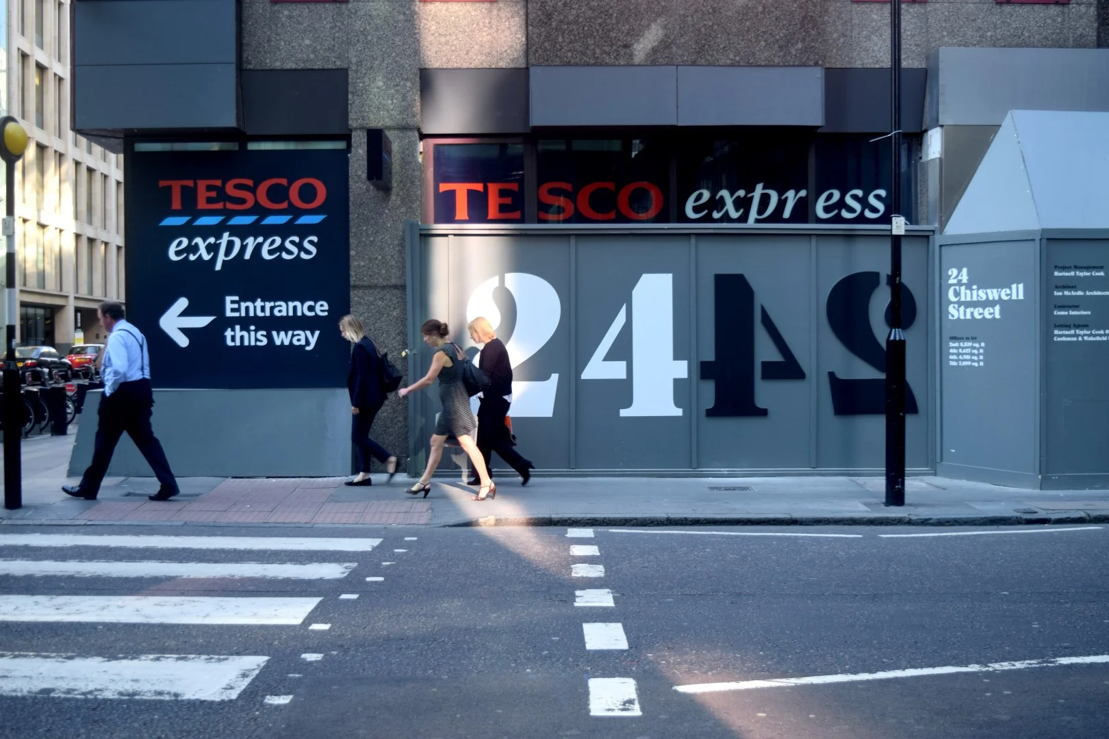 Retail Signage & Graphics