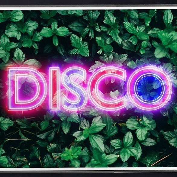 WE GO LIVE!! HERE ⚡️ SATURDAY 6TH JUNE 💫✌🏼IBIZA VIBES GROOVE OM YOGA DISCO⚡️
DJ WARM UP 4:30-5:30pm 
With DJ @djmichaelfrench .
GROOVE OM YOGA DISCO AT 6-6:45pm with @pipyoga108 💕
.
Join us for an Ibiza vibes evening of amazing tunes and moves. ⭐️