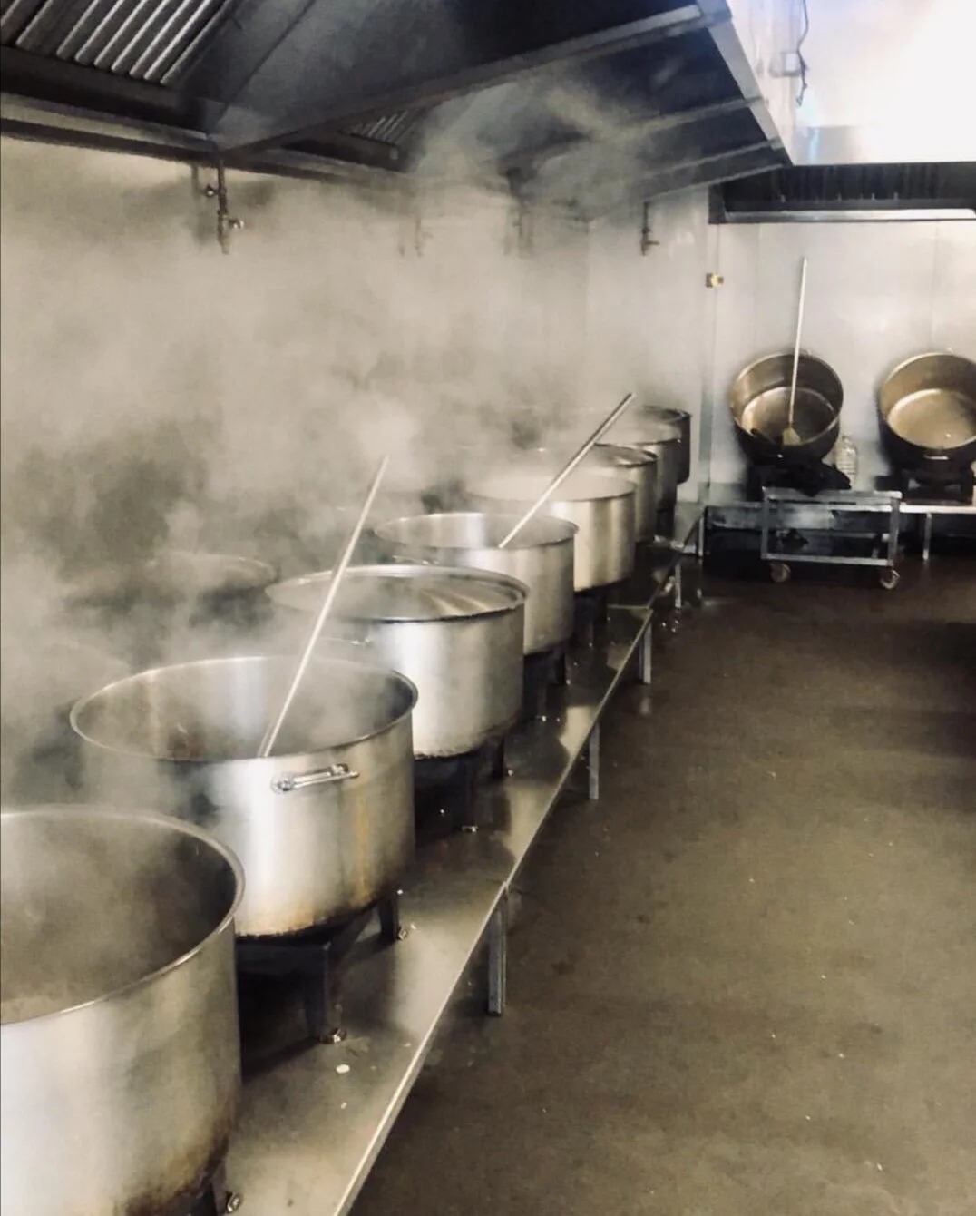 HELP US GET NEW EQUIPMENT FOR THE CALAIS KITCHEN!