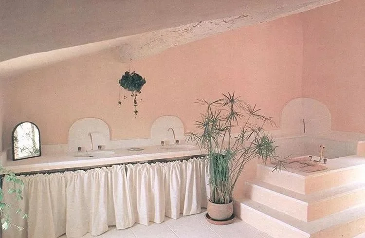 Bath design, 1985