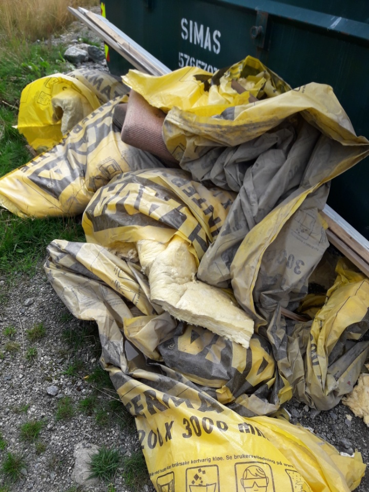 Brot på forureiningslova § 28 ved hytteconteinar