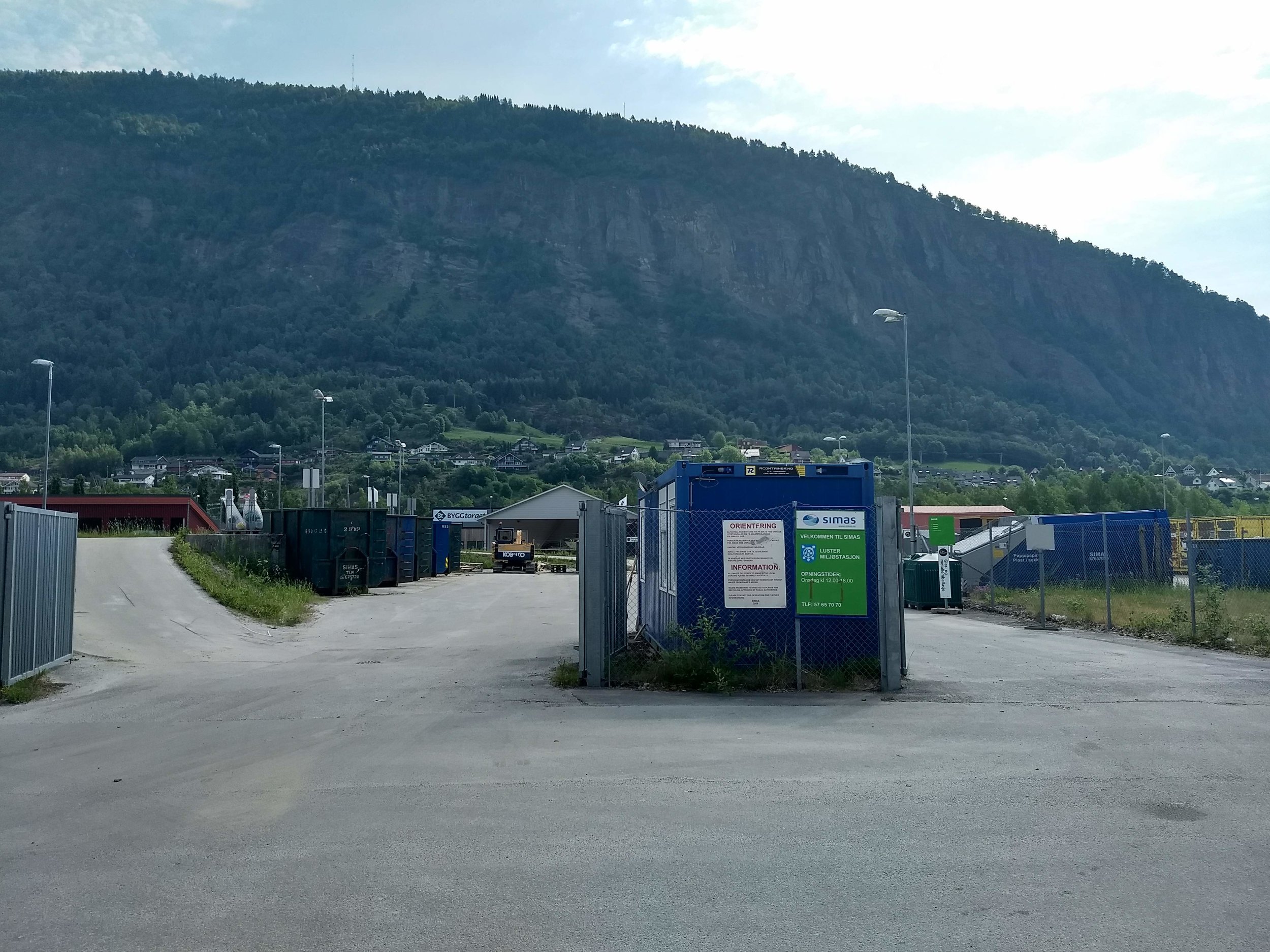 Miljøstasjonen i Luster er ope kvar mandag i sommar