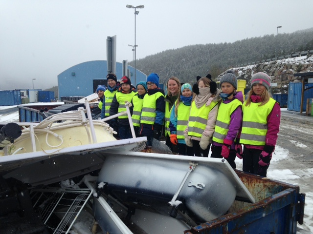 400 elevar på besøk i Festingdalen