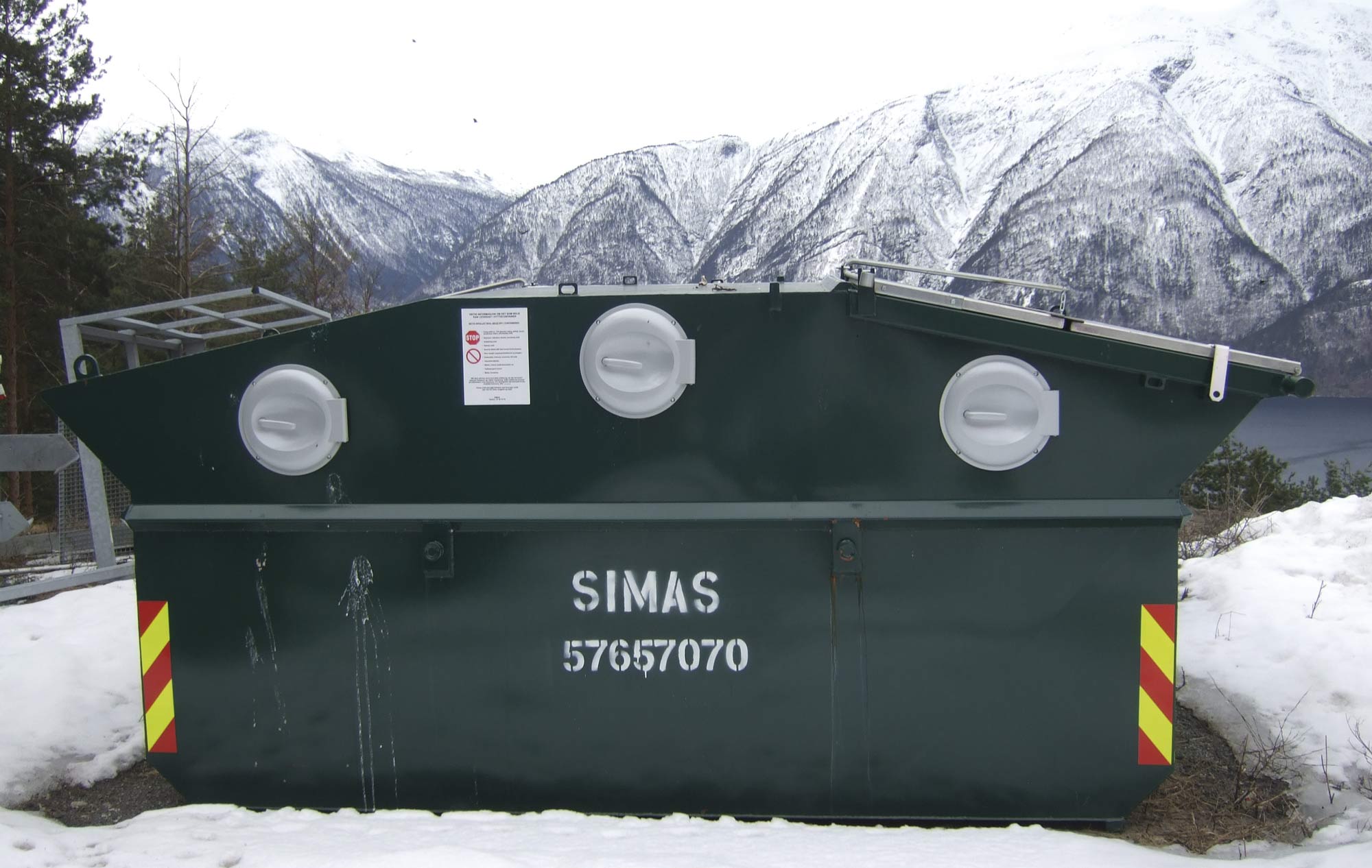 Parker med omhu - slepp brøytebilen fram!