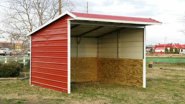 horse barn-loafing shed 12x12x8.jpg