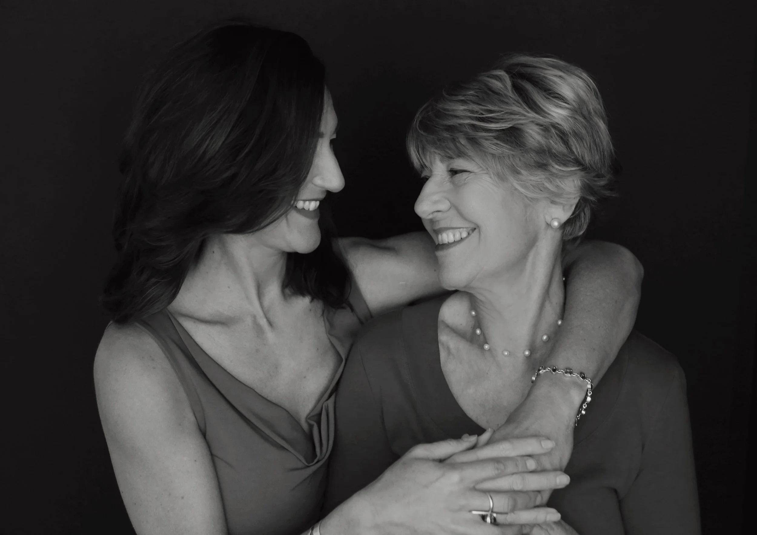 women's portraits - the becoming series - by Rachel Garrison