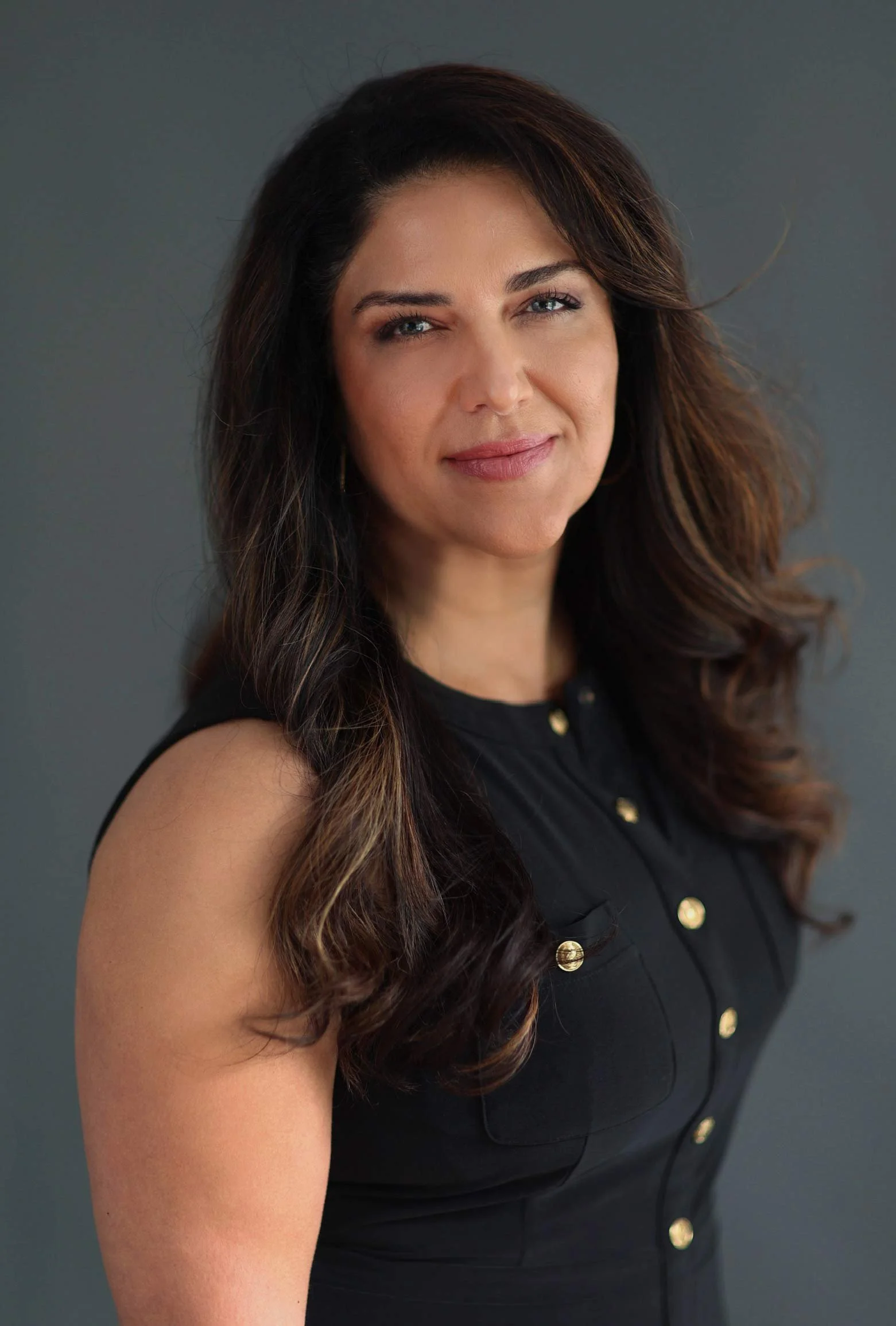 modern women's portraits by Rachel Garrison