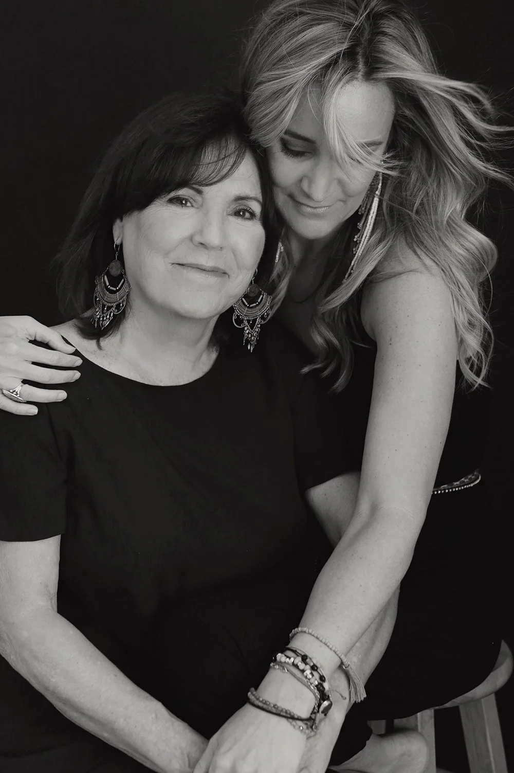 modern women's portraits by Rachel Garrison