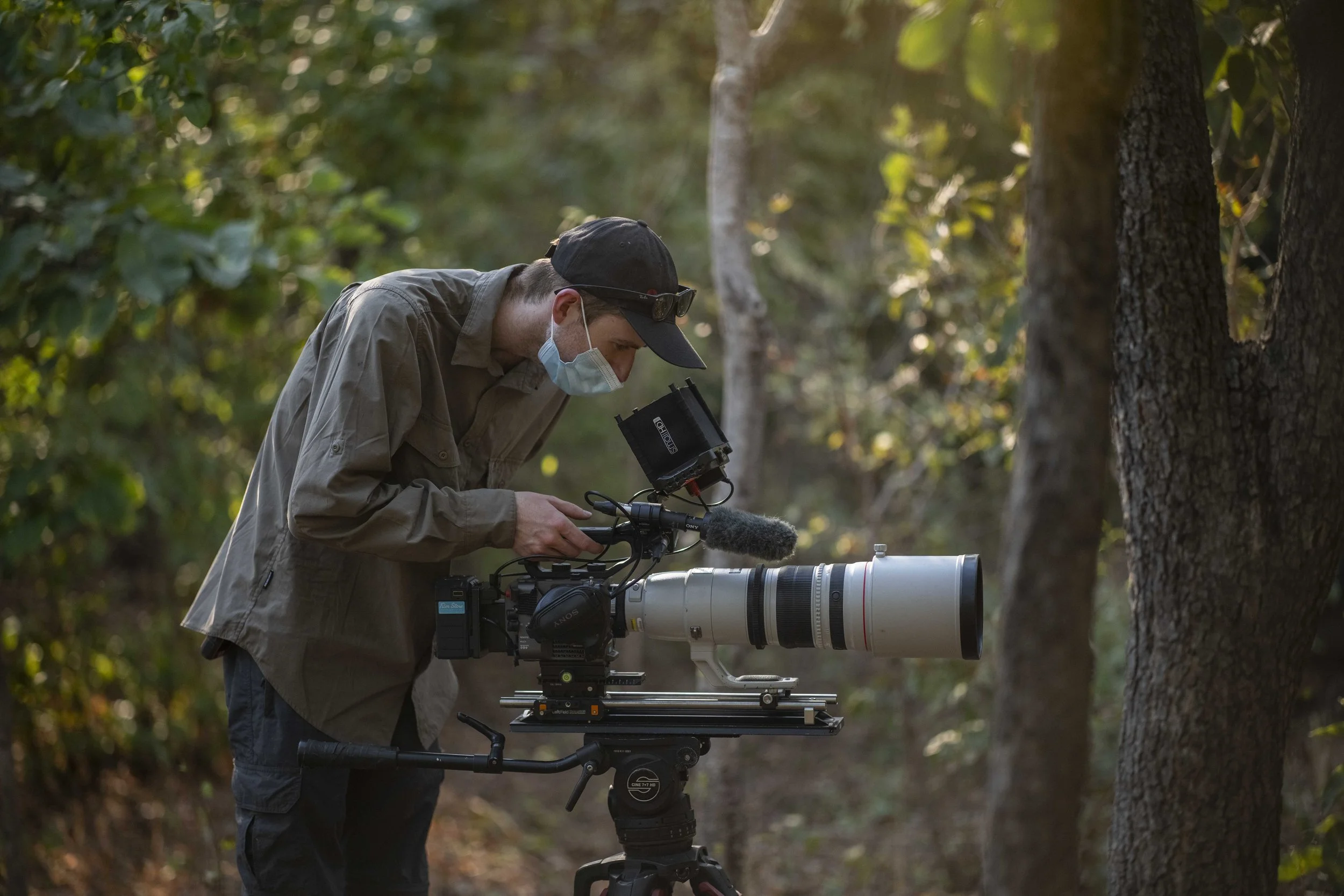 Benjamin Sadd_Humanlike-Chimps of Fongoli-2610.jpg